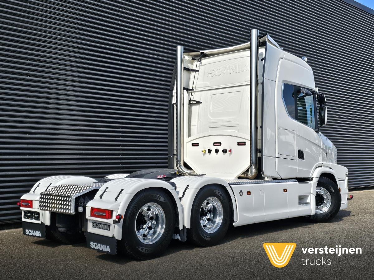 Scania T660 V8 6x4 TORPEDO HAUBER SHOW TRUCK Versteijnen Trucks